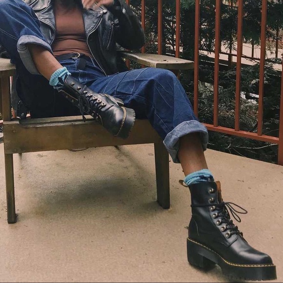 Dr Martens Leona Boot - Picture 8 of 16